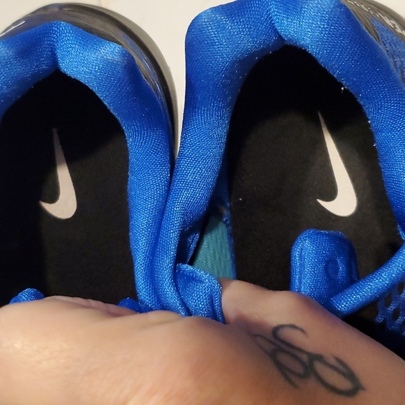 Nike Hyperlive Sneakers Mens Size 13.5 - Picture 5 of 9